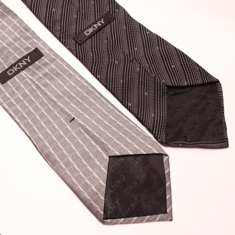 DKNY Silk Neckties Lot of 2, Striped & Grid Pattern, Grau Black Mens Fashion Tie - Picture 2 of 4